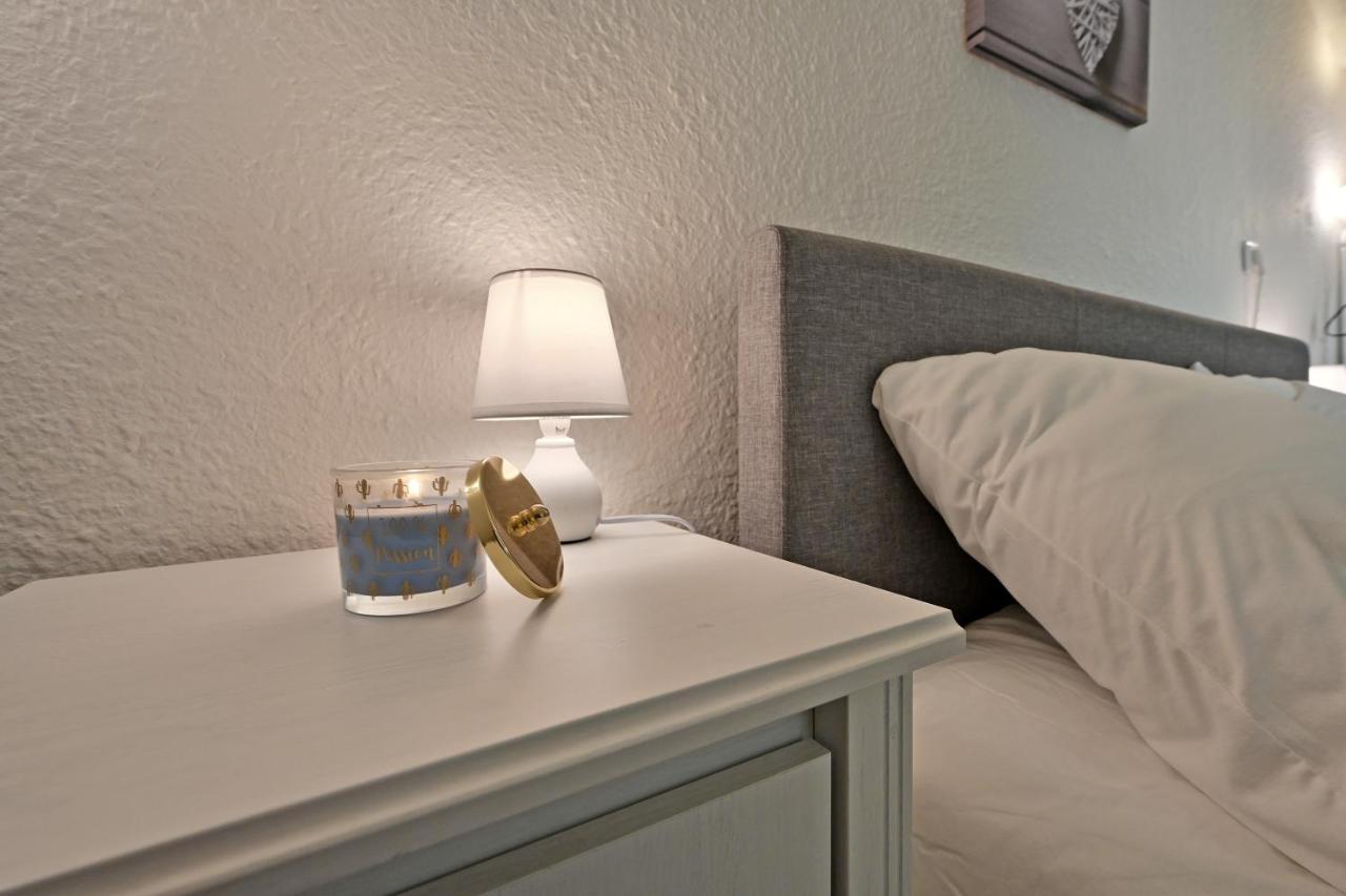 Appartement Au Calme En Plein Centre-Ville ニーム エクステリア 写真
